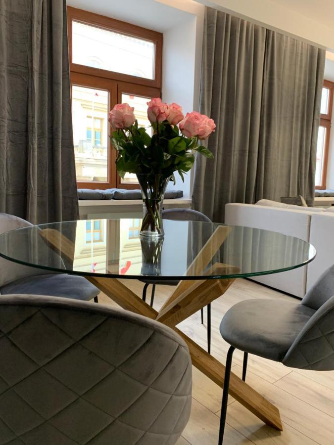 Allure Premium Apartment Lublin Buitenkant foto